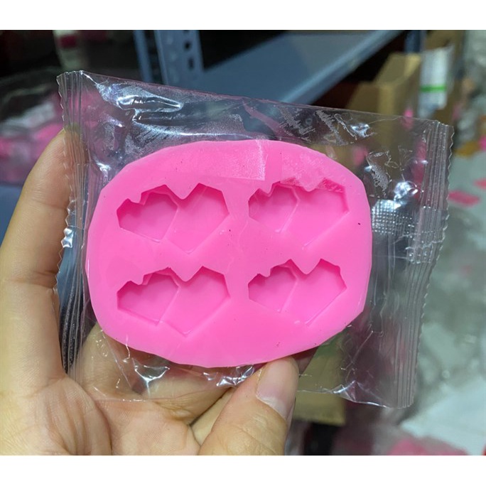 Khuôn Silicone Trái Tim Đôi 2cm Vĩ 4 Tim