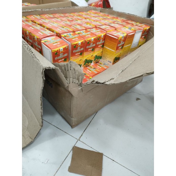 Cao Lá Thường Xuân Tỏi Đen Chanh Đào Mật Ong