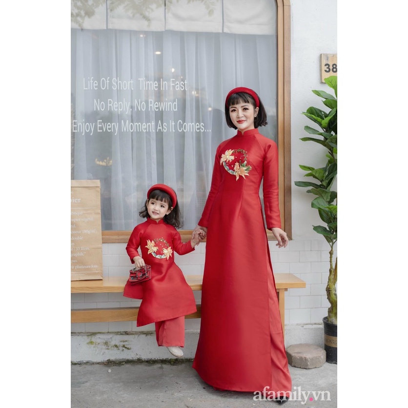 SET ÁO DÀI BÉ GẤM TAFTA KẾT THỦ CÔNG