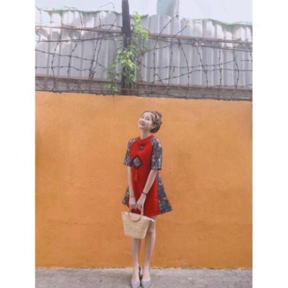 Áo dài cách tân phong cách, đầm đỏ sườn xám phối gấm hoa cao cấp | BigBuy360 - bigbuy360.vn