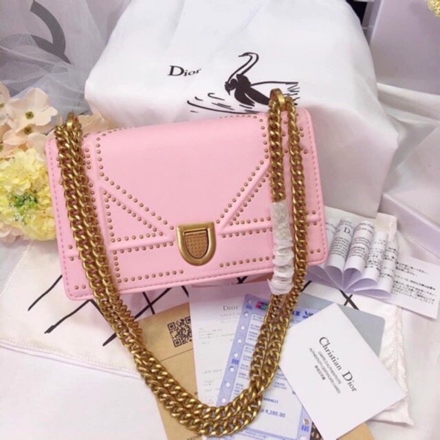 Túi nạm đinh vàng sz 24