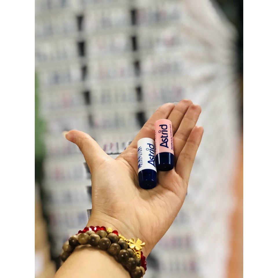 Son Dưỡng Môi Astrid Từ Mỡ Hươu Size To