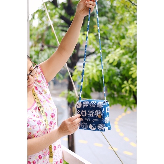 Túi 𝐇𝐀𝐍𝐃𝐌𝐀𝐃𝐄 đeo chéo vải Canvas / phong cách vintage / hoạ tiết Mèo Bông