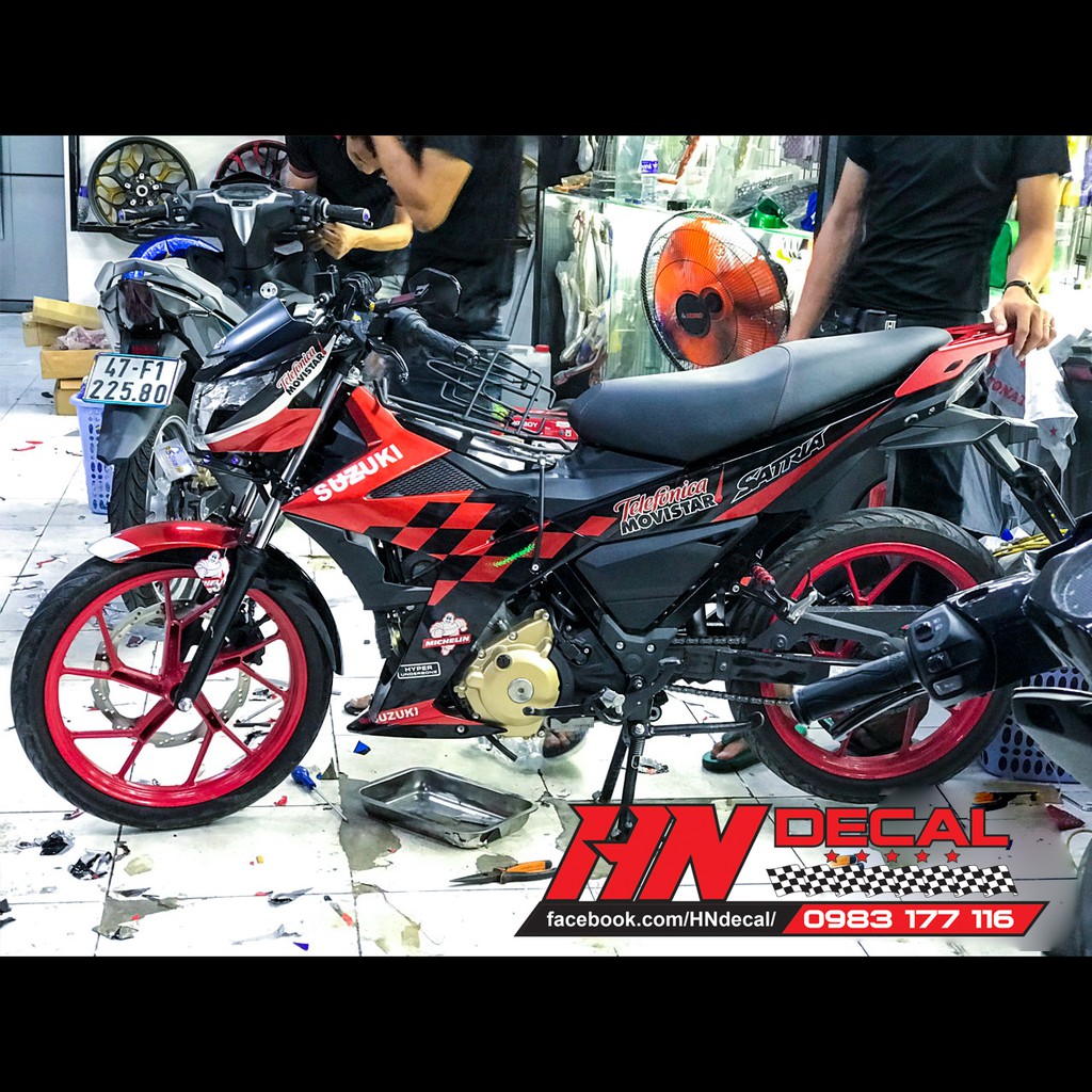 Tem Trùm Satria Đen Đỏ Domino