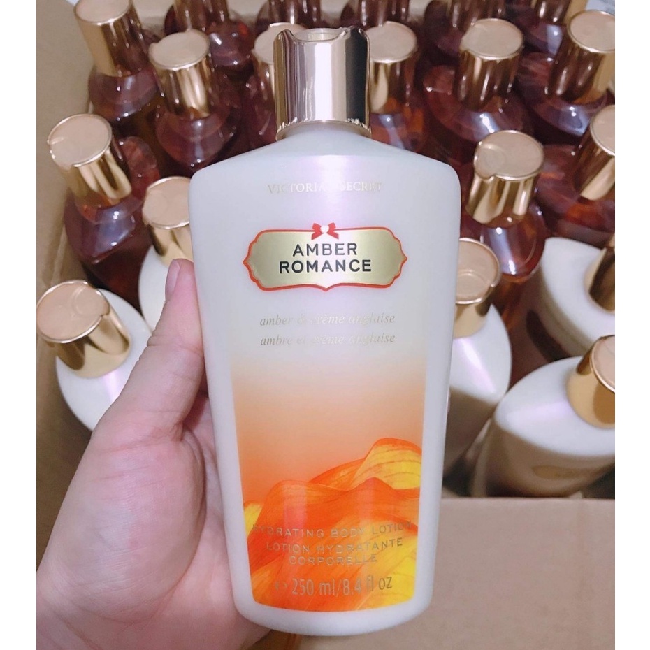 Dưỡng thể Victoria Secret Amber Romance 250ml