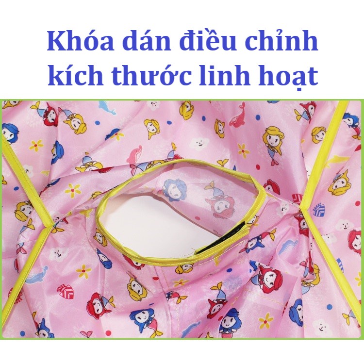 Áo choàng cắt tóc cho bé có máng hứng tóc tiện dụng. Không dính tóc lên người bé
