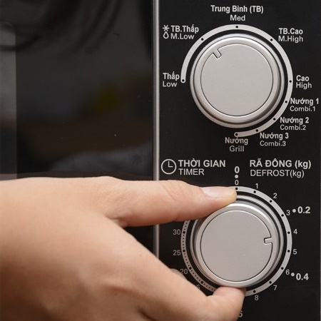 Lò vi sóng có nướng SHARP R-G222VN-S 20 lít - Rã đông, hâm, nấu, nướng