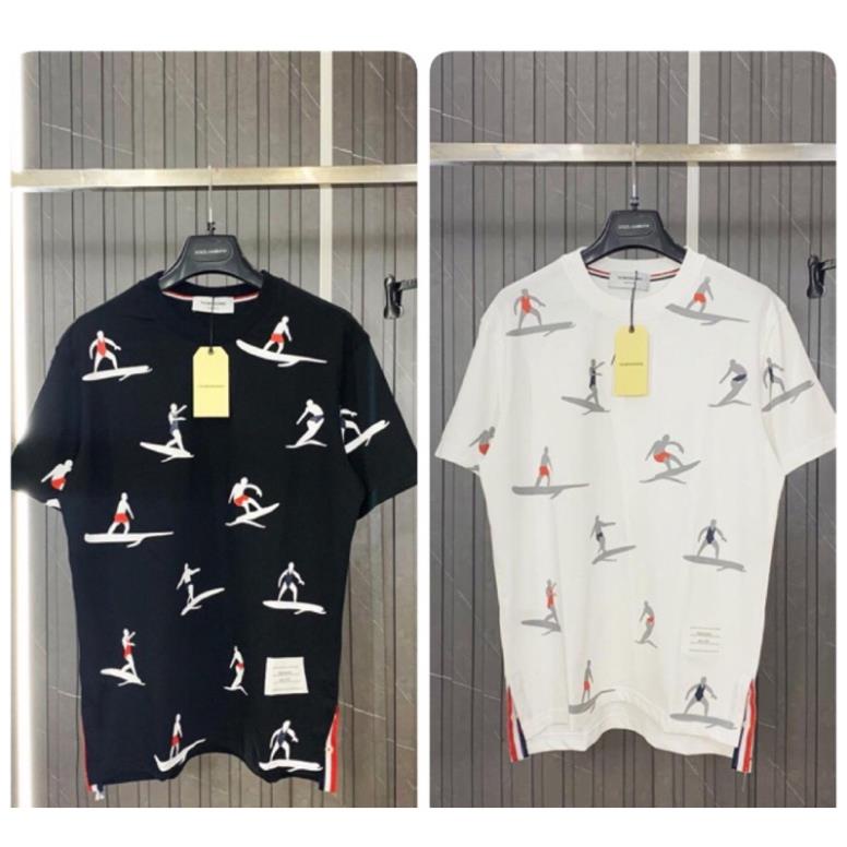 Áo Thun Nam Thom Browne Hình Người Lướt Ván Siêu Đẹp - Áo Phông Nam Thom SPF