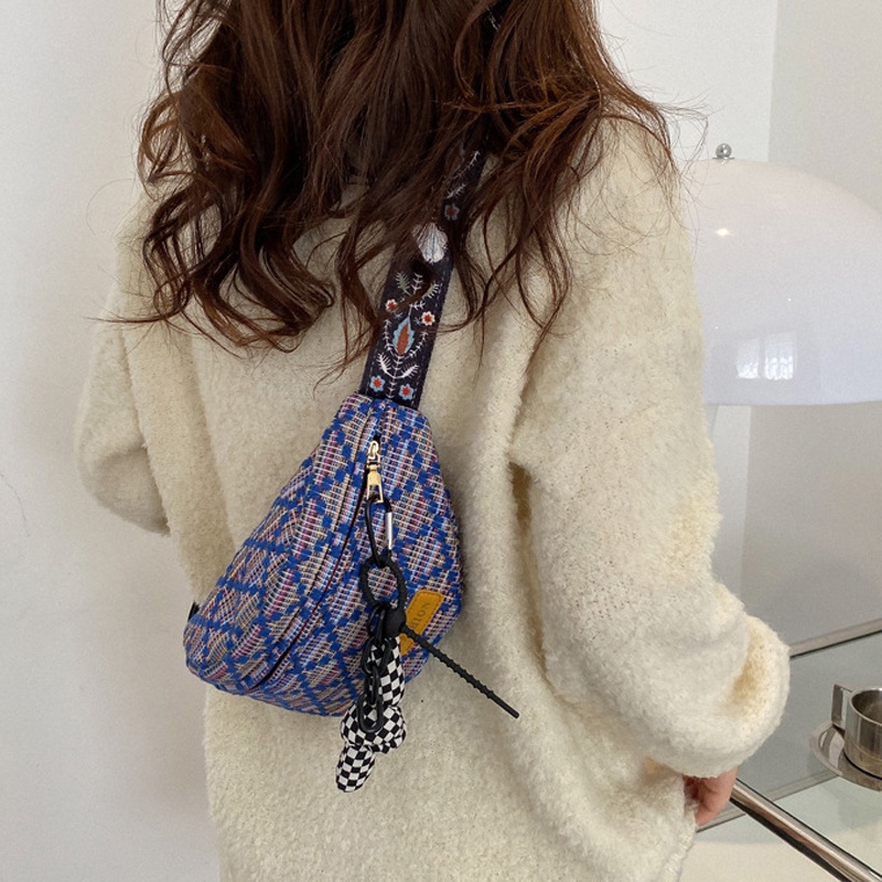 Túi đeo chéo IELGY kẻ sọc caro trắng đen phong cách Nhật Bản cho nữ