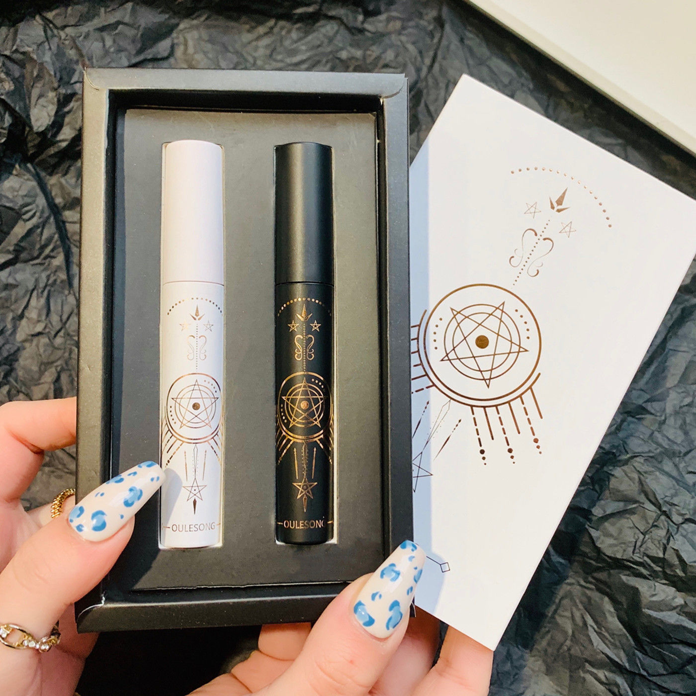 [Hàng mới về] Bộ Son Môi Kiss Beauty Lâu Trôi Và Chống Dính Cao Cấp | BigBuy360 - bigbuy360.vn