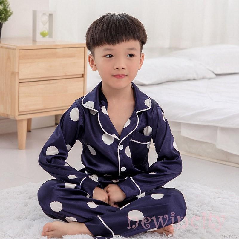 Đồ ngủ dài chấm bi xinh xắn cho bé gái mặc hàng ngày