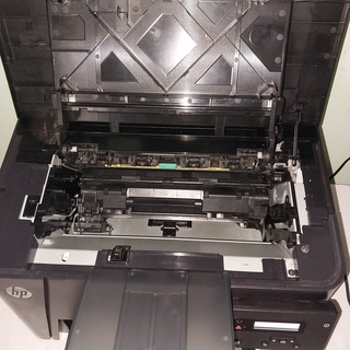 Máy in HP LaserJet Pro M201n