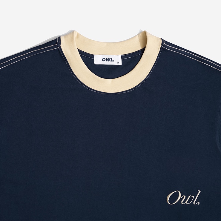 OWL BRAND® TWO-TONE TEE - Áo thun chỉ màu Xanh đen/Vàng đồng - OWL031021 | BigBuy360 - bigbuy360.vn