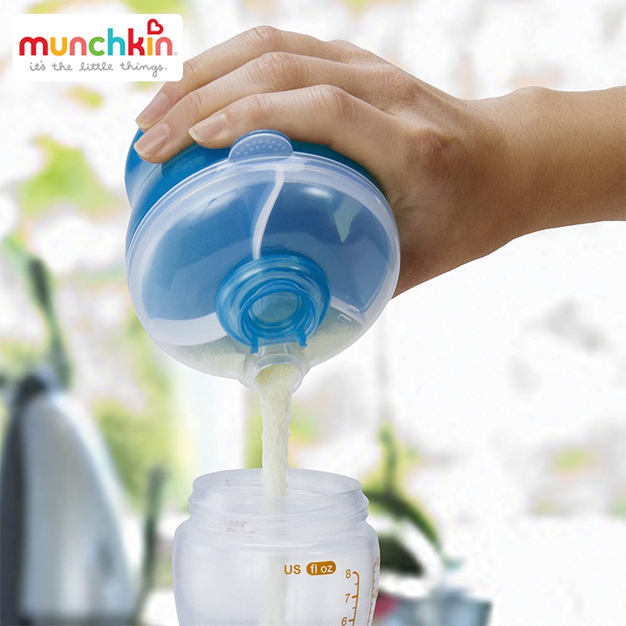 Hộp Chia Sữa Tròn Munchkin Có 3 Ngăn MK44923