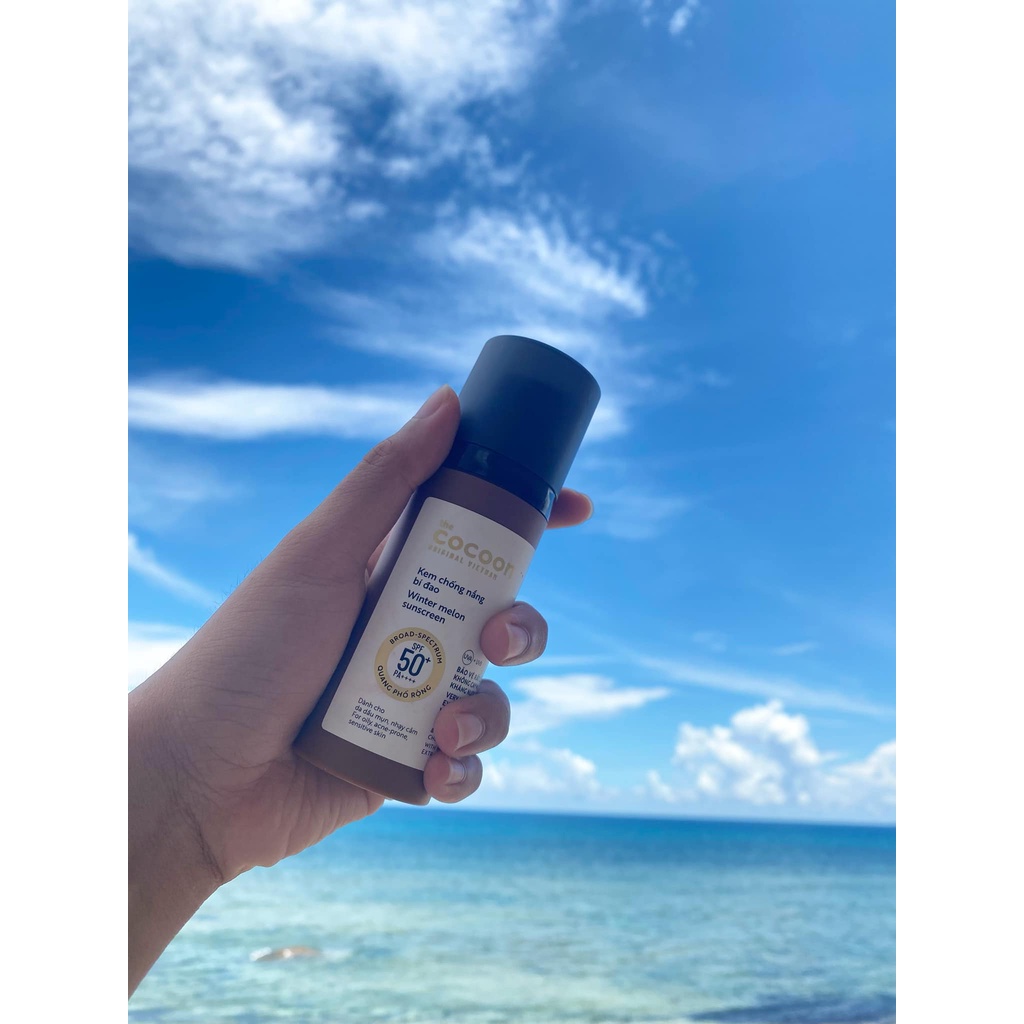 Kem Chống Nắng Bí Đao Cocoon Quang Phổ Rộng Chống Oxy Hóa SPF 50+ PA ++++ Việt Nam - 50ml