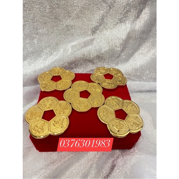 Xu hoa mai bằng đồng mạ vàng 24k loại2,5cm 3,5