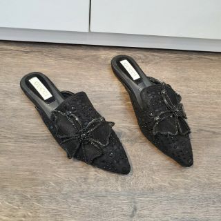 Sục nơ đá sang chảnh