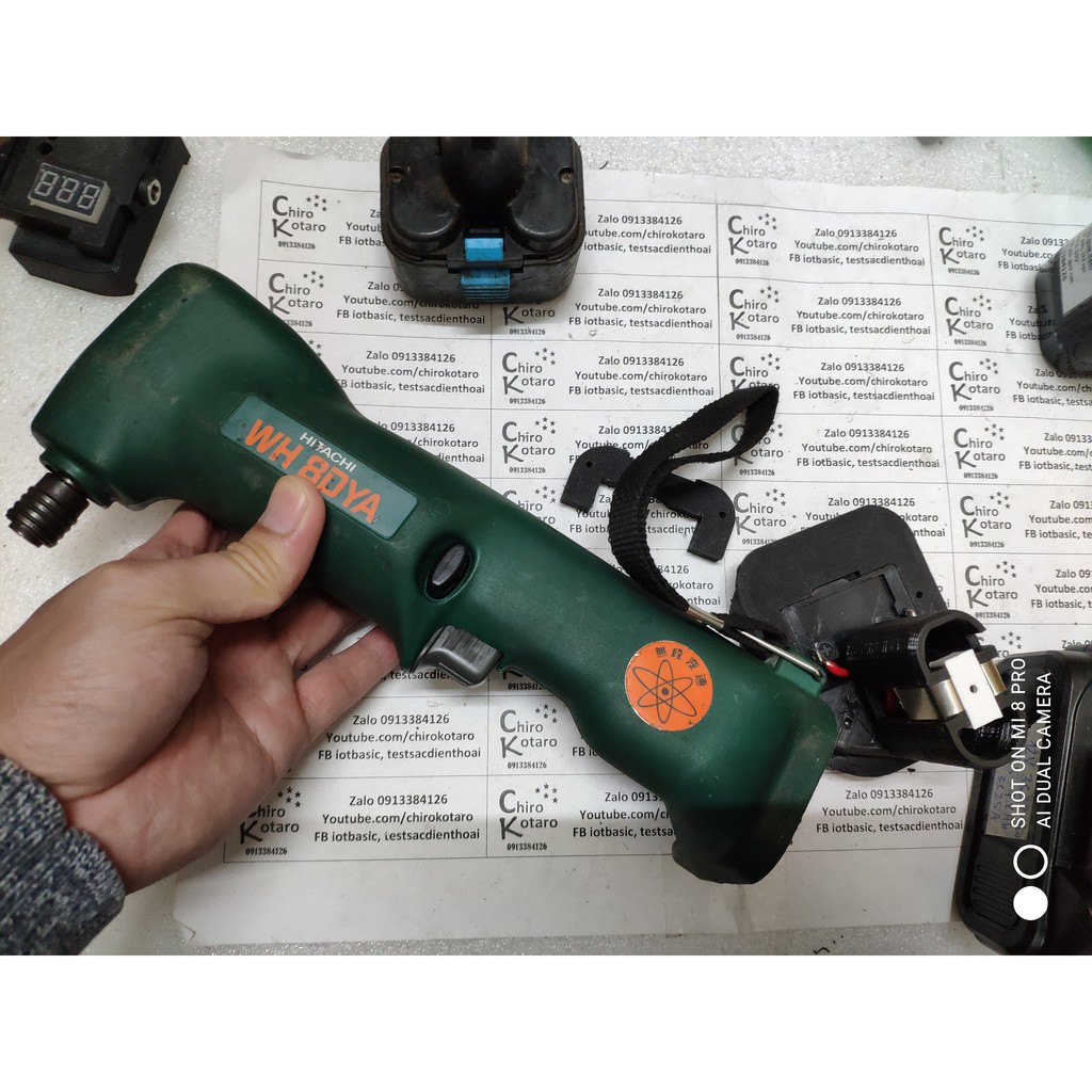 Đế chuyển pin máy Hitachi 9.6V pin đút sang dùng hộp pin cài Makita