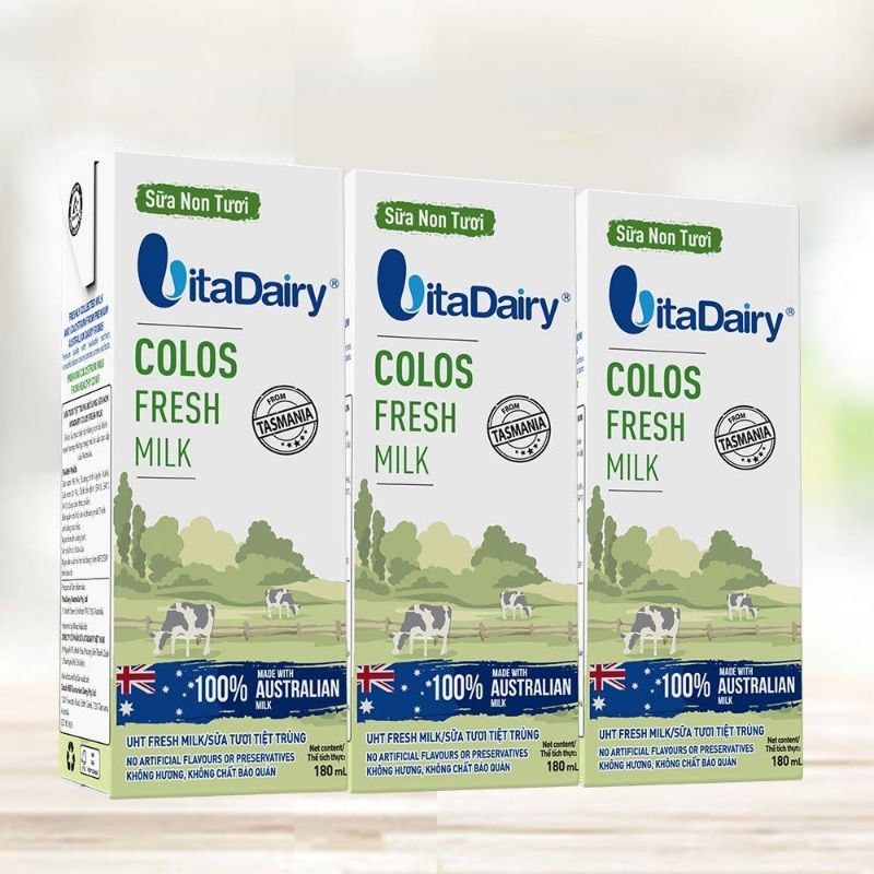 Thùng sữa non tươi Vitadairy 100% từ Úc (24 hộp x 180ml)