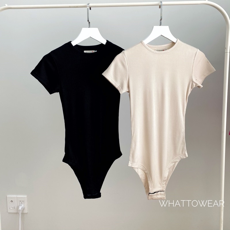 Bodysuit cổ tròn kín tay ngắn by whattowear