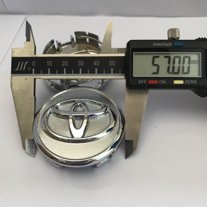 01 chiếc Logo chụp mâm bánh xe ô tô Toyota Vios, Yaris và Altis đường kính 57mm Nhựa ABS