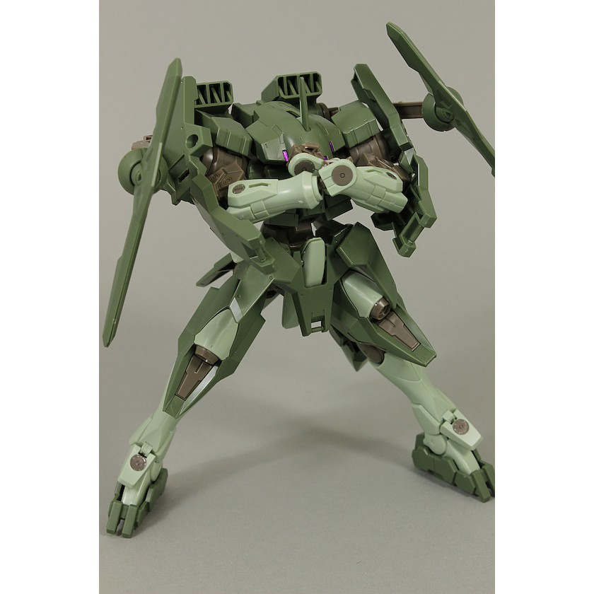 Mô hình lắp ráp HG BF 1/144 Striker GN X Bandai