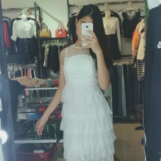 Đầm ren phối nơ