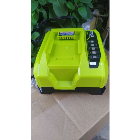Xạc nhanh 5A ryobi 36-40v sử dụng điện 220v