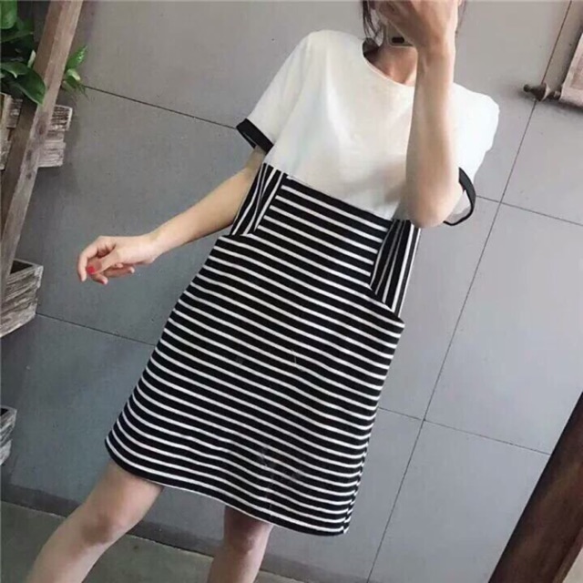 (size<50kg) Đầm suông sọc đô trắng