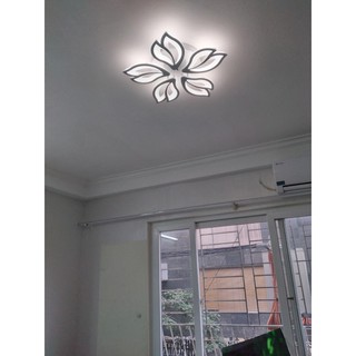 Đèn trang trí phòng khách V2- 5 cánh