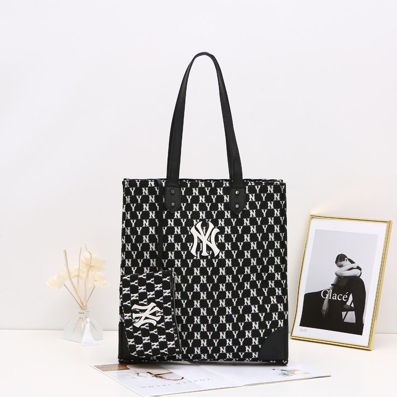 Túi Tote MLB NY Monogram Kèm Theo Ví Nhỏ Cầm Tay Unisex, Túi ToTe Cực Hot