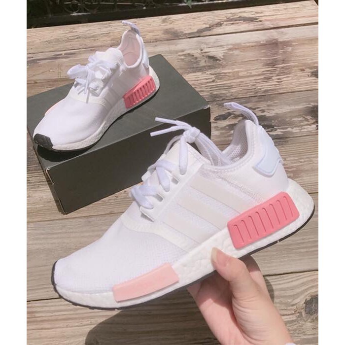giày adidas NMD r1 trắng hồng
