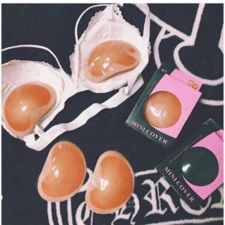 Miếng dán nâng ngực