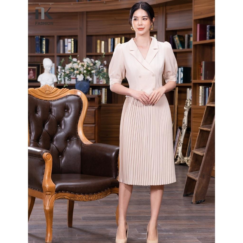 Bộ Nữ Công Sở NK Fashion Áo Tay Lỡ Giao Cúc Phối Chân Váy Dập Ly Chất Liệu Vải Hàn Cao Cấp NKBD2204017