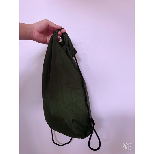 Áo khoác dù nhẹ 2 trong 1 chuyển đổi thành túi balo (có túi đựng bên trong)