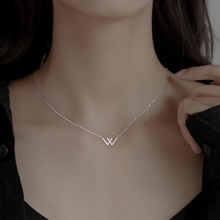 Vòng cổ Hai Lớp Mặt Chữ V Đơn Giản Phong Cách Hàn Quốc Mới Cho Nữ