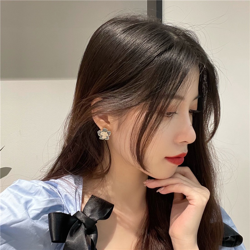Khuyên tai kẹp không bấm lỗ chốt điều chỉnh K060 bằng hợp kim mạ vàng hình bông hoa dáng ngắn Leous Accessories