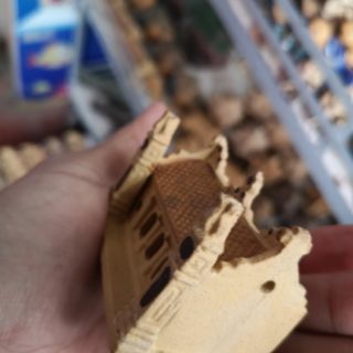 Đình làng gốm sứ - trang trí bể cá