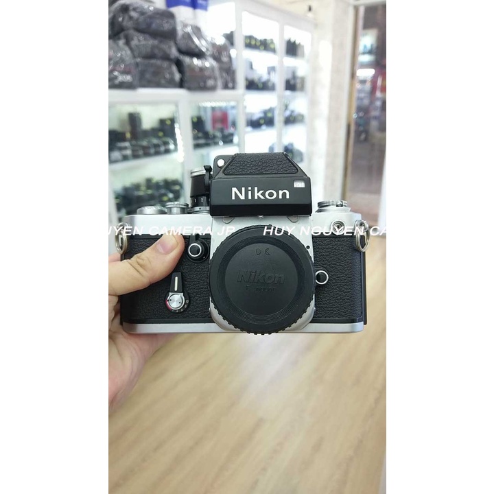MÁY ẢNH FILM NIKON F2 ĐẸP 98% HOẠT ĐỘNG HOÀN HẢO.