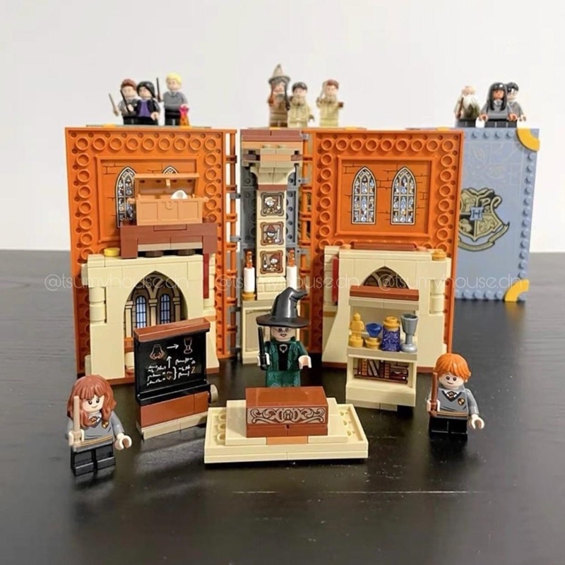 Đồ chơi xếp hình mô hình lắp ráp Quyển Sách Lớp Học Huyền Bí Harry Potter NonLego Nanoblocks