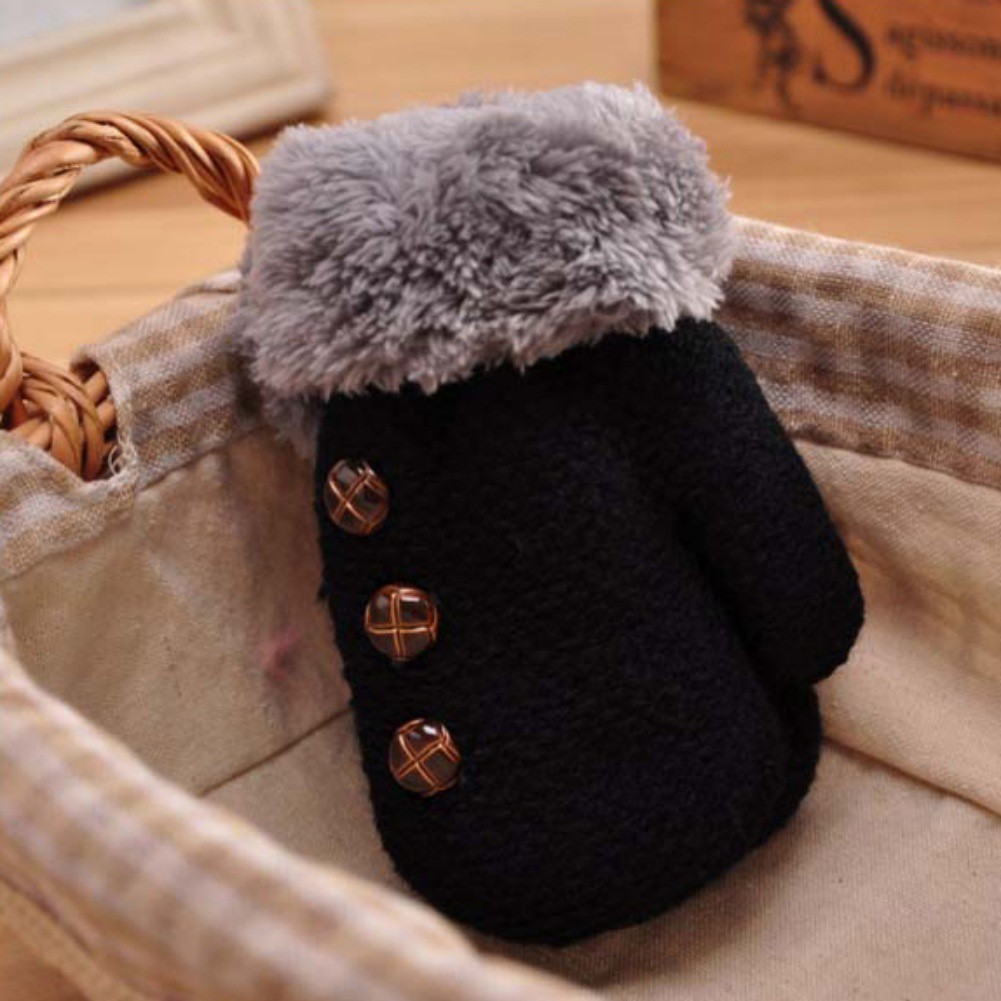 Găng tay giữ ấm mùa đông cho em bé