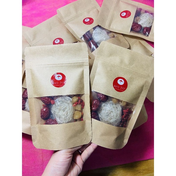 Set yến sào nguyên chất gồm yến viên hoa hồng kèm nguyên liệu Yến sào Nhà Zee