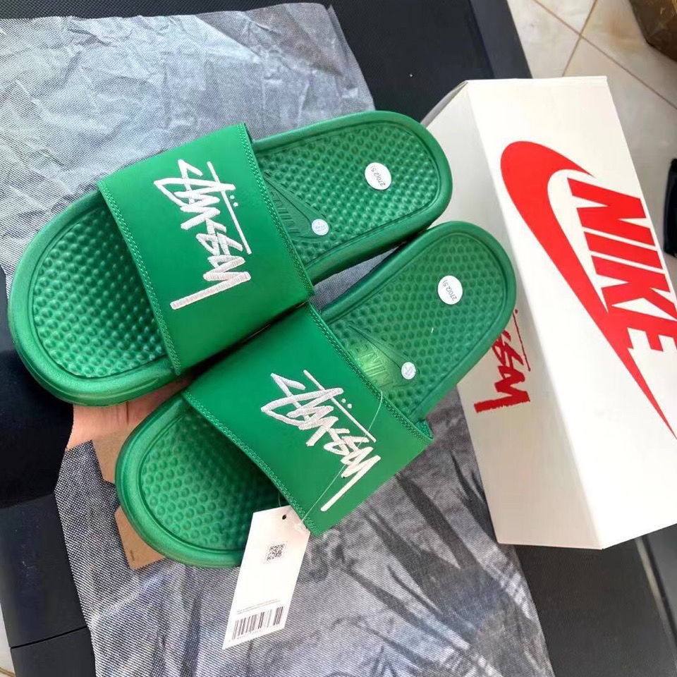 Dép Stussy x Nike Benass CW2787-001 thời trang đi biển