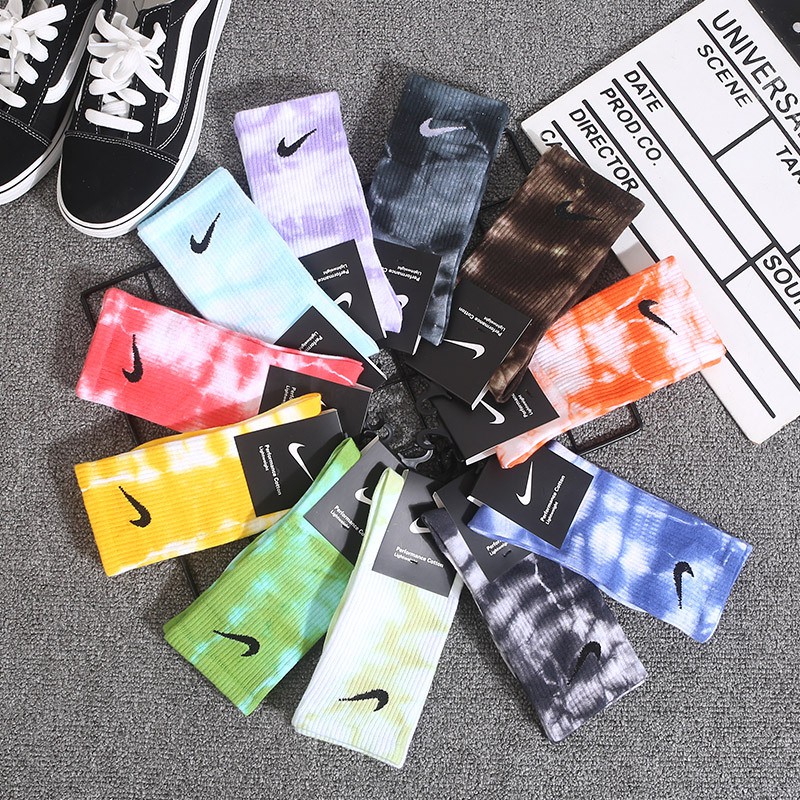 Tất vớ nam nữ phong cách tie dye nhiều màu Date84store