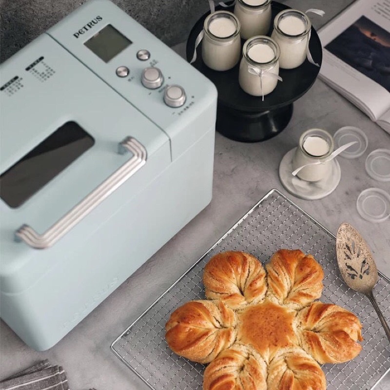 Máy làm bánh mỳ tự động PETRUS 9709 cao cấp