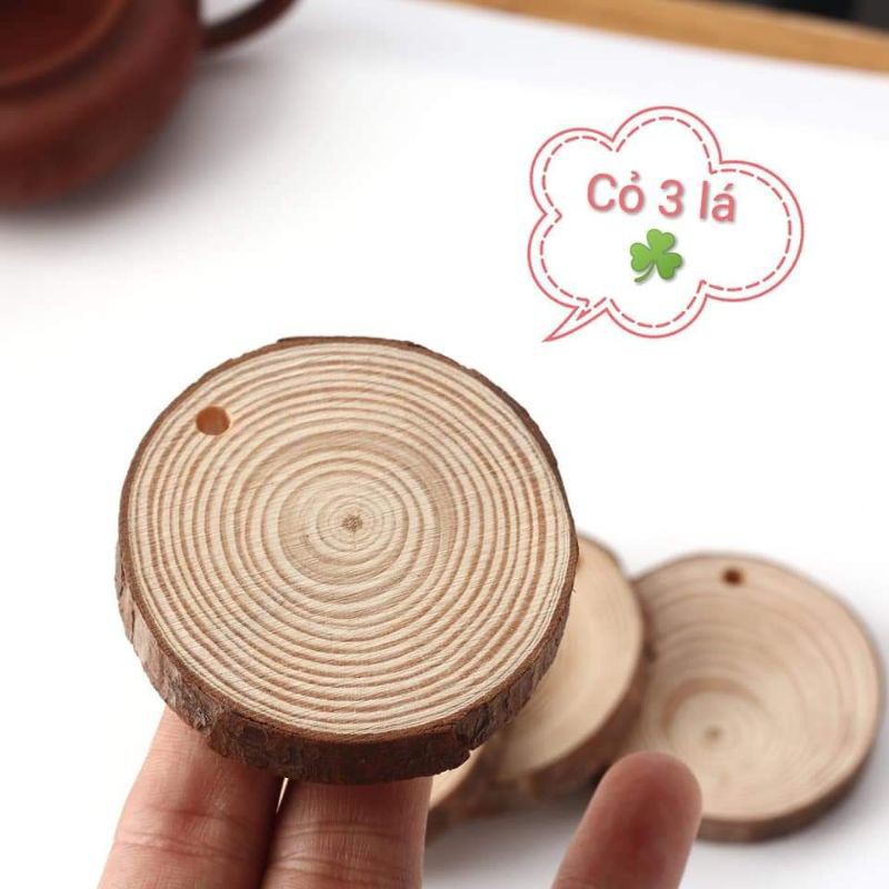 (đục sẵn lỗ treo) Miếng ( khoanh) gỗ cây thông, phụ kiện chụp ảnh, vẽ trang trí, handmade