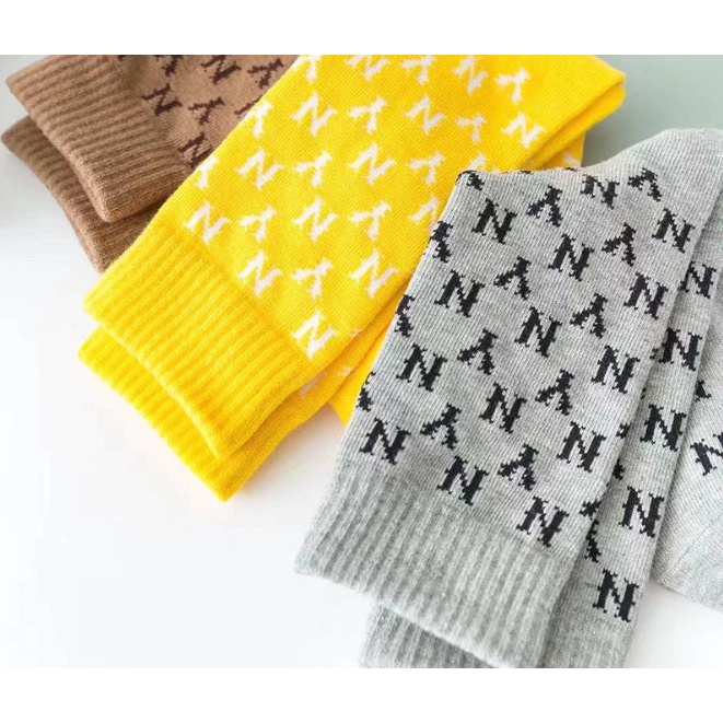 Vớ Tất YANKEES NY cổ cao Nam Nữ phong cách thể thao, trẻ trung, năng động.