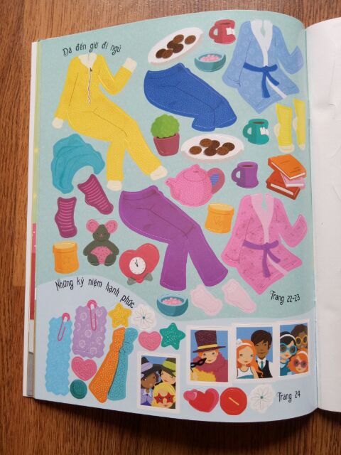 Sách - Dán Hình Sáng Tạo Trang Phục Búp Bê - Buổi Dạ Hội Đáng Nhớ | BigBuy360 - bigbuy360.vn