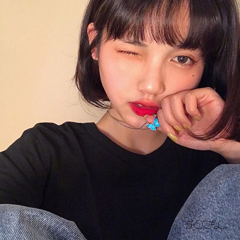 Vòng Tay Hợp Kim Hình Bướm Đính Đá Xinh Xắn