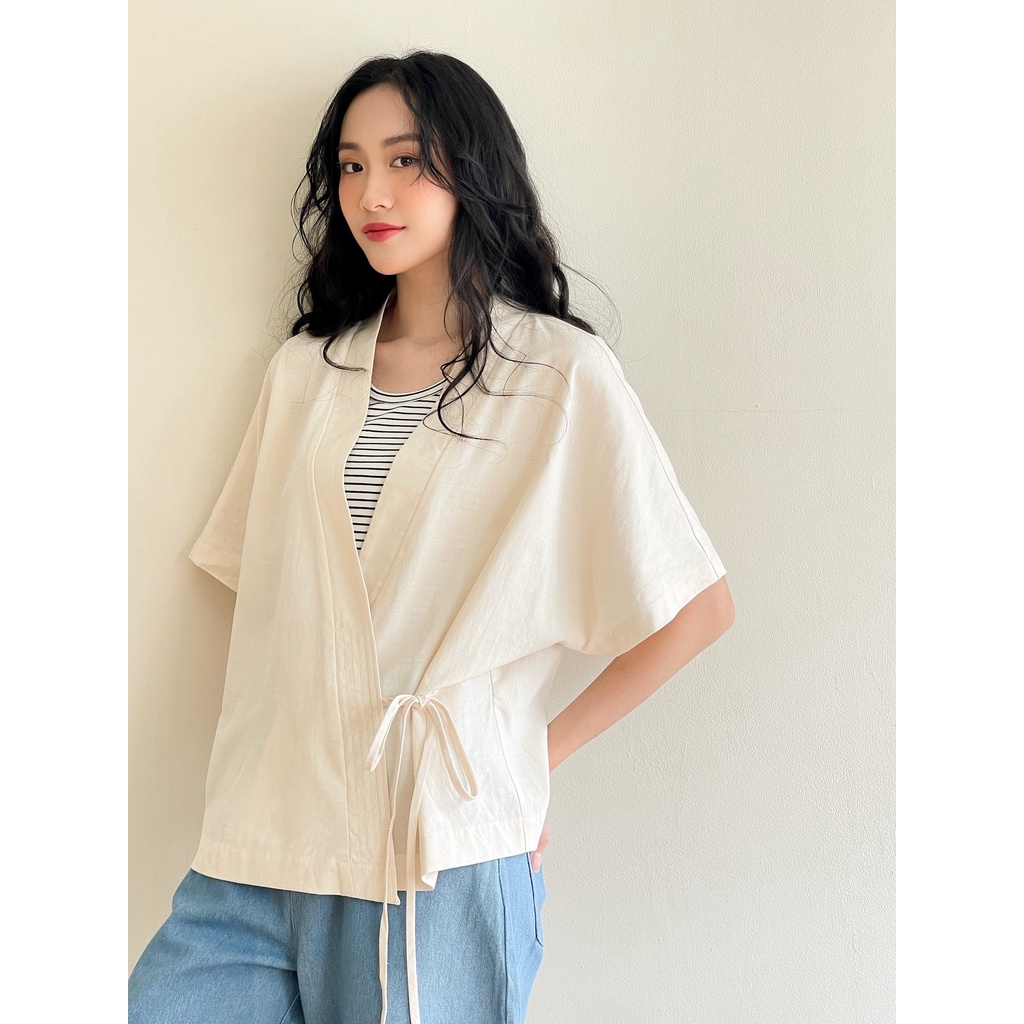 Áo kimono trơn be MADELEN